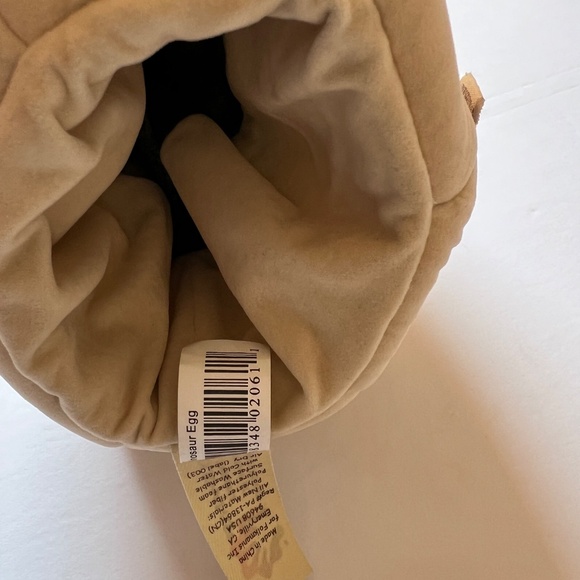 Dinosaur Egg Hand Puppet Folkmanis - Picture 6 of 8